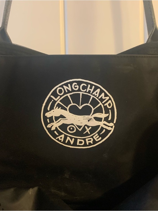 Longchamp Black Tote with White 'AMOUR' Graphic - Picture 4 of 4